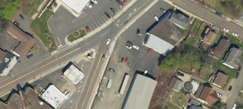 300 Main St