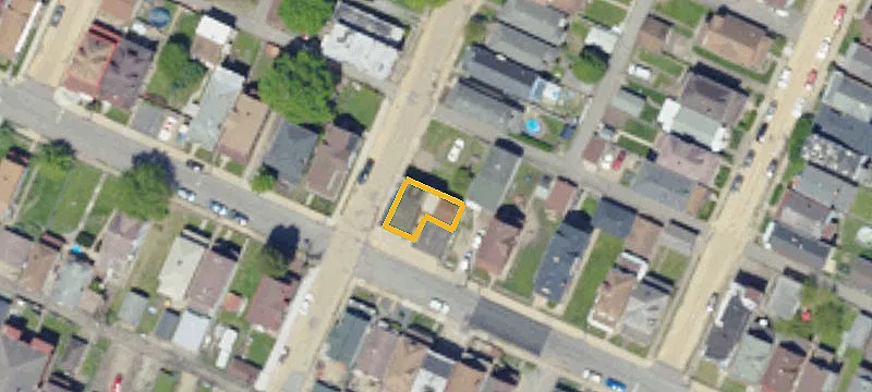 840 Woodward Ave
