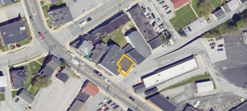 81 Main St