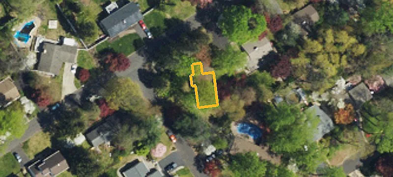 802 Lantern Ln