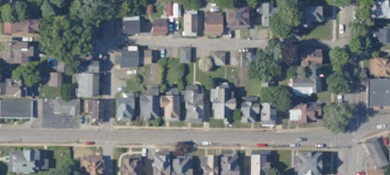222 Brady St