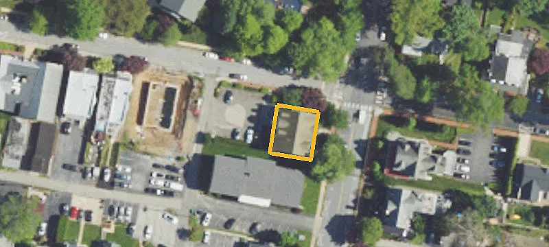230 Monroe St