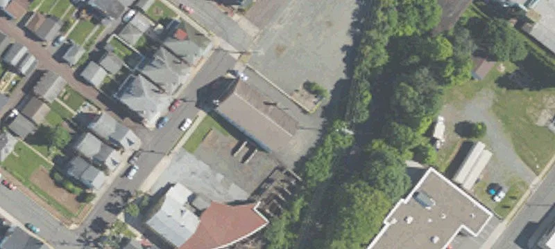 124 Chestnut St