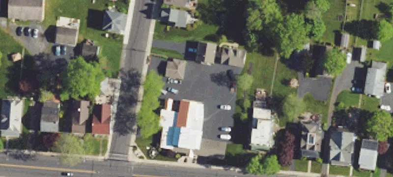821 Broad St
