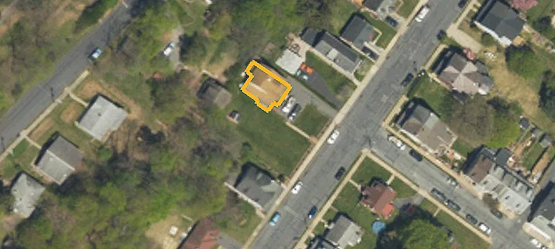 1037 Jeter Ave