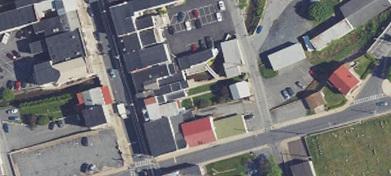 73 4th St