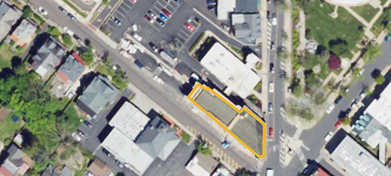 50 Main St