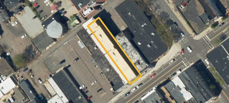 95 Main St