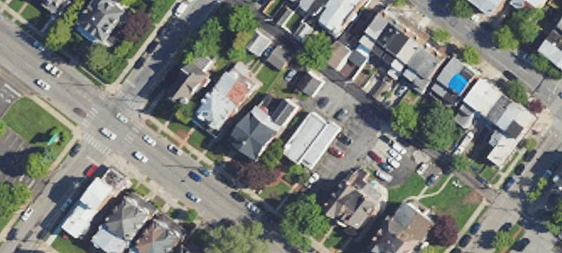 1021 Main St
