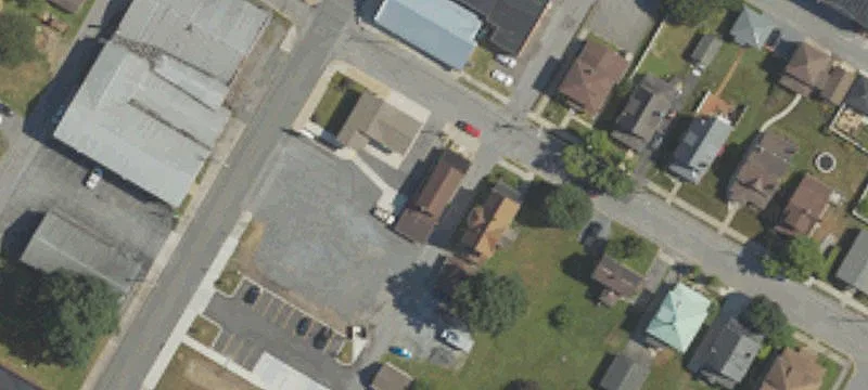 210 Laurel Ave