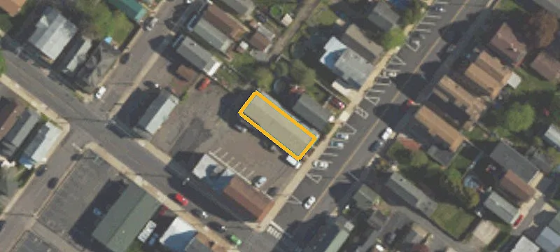 52 Lee Park Ave