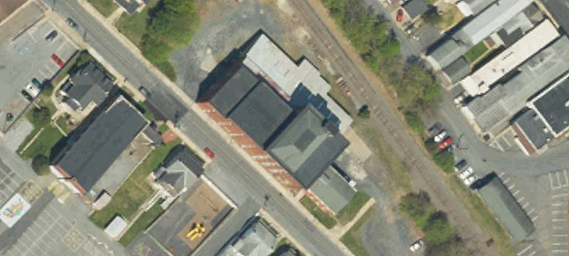 1249 Newport Ave