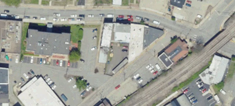 713 Chartiers Ave