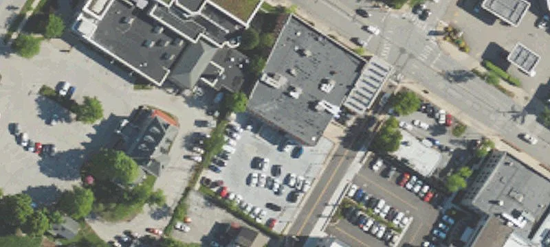 780 Lancaster Ave