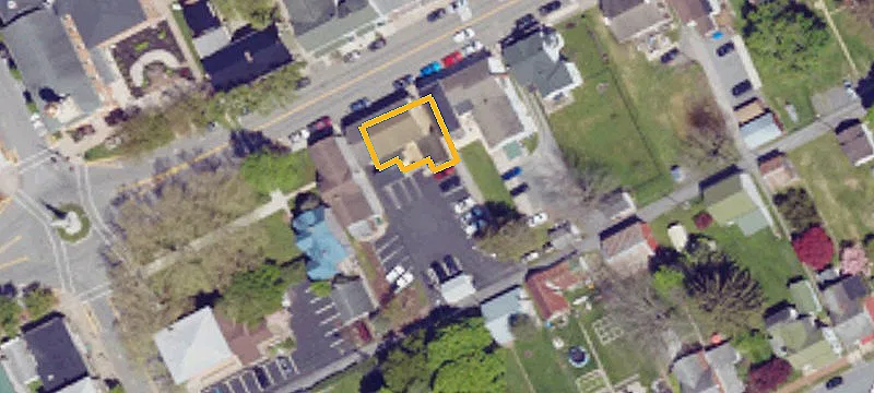 17 Main St 19th E St