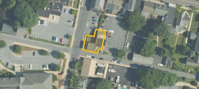 11 Cedar St