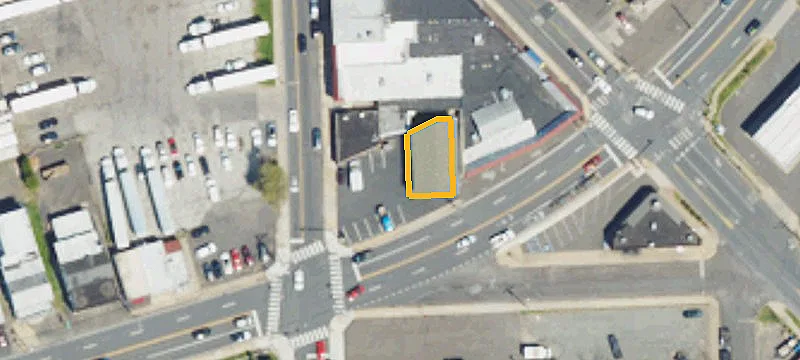 2 Lincoln Hwy