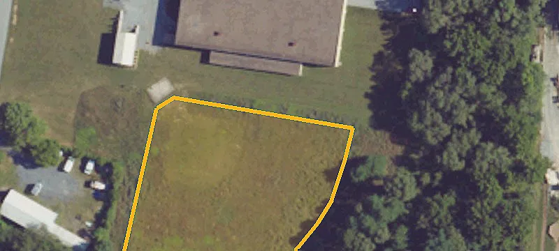 5301 Locust Ln
