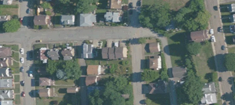 2029 Woodmont Ave