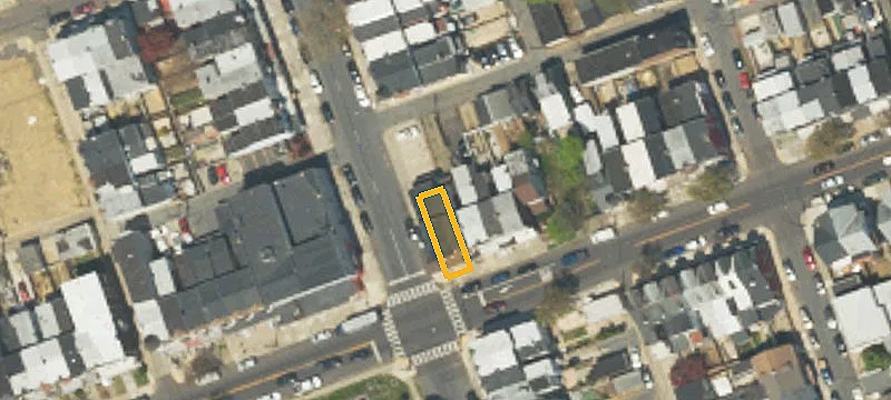843-845 Tilghman St