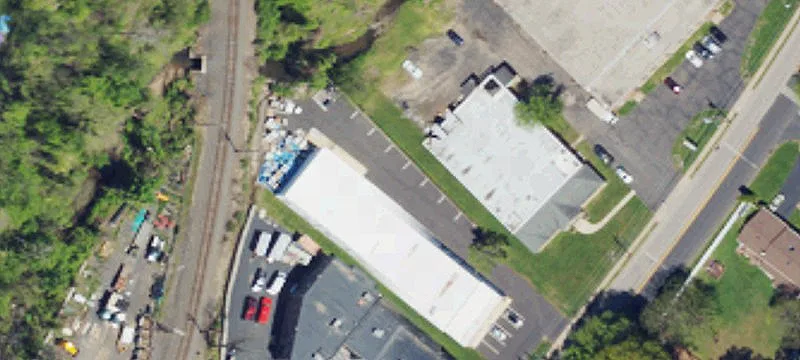 672 Davisville Rd