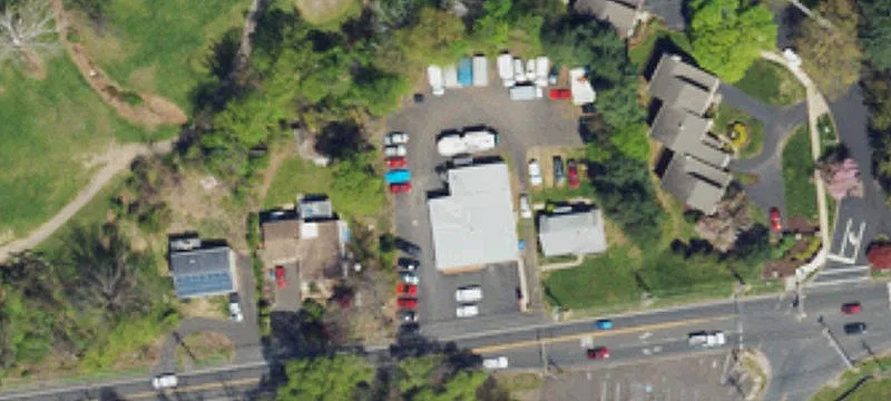 633 Maple Ave