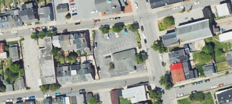 124 Main St