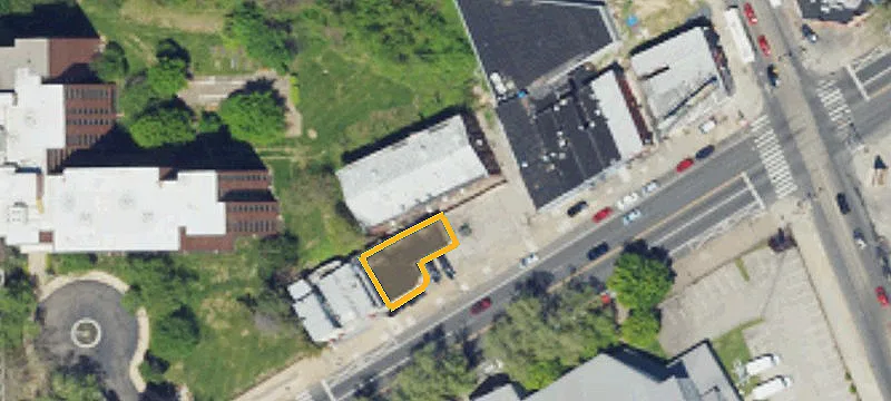 1653 Hunting Park Ave