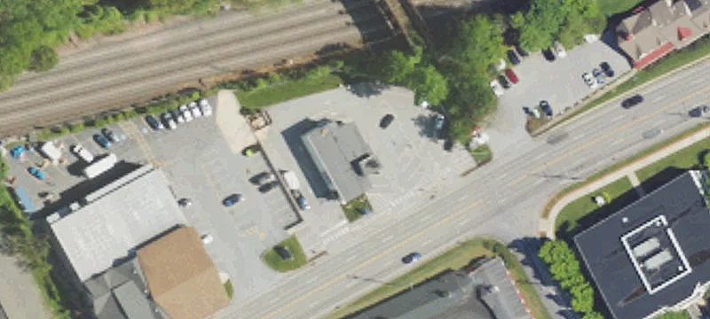 105 Lancaster Ave