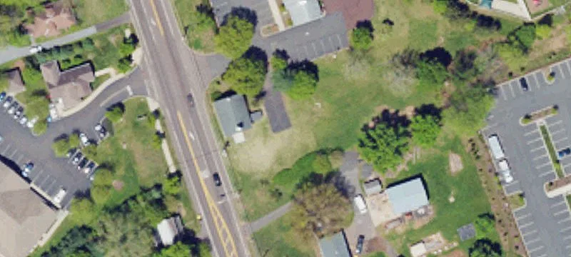 528 Lewis Rd