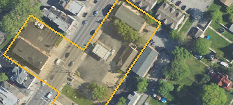 560 Chester Pike