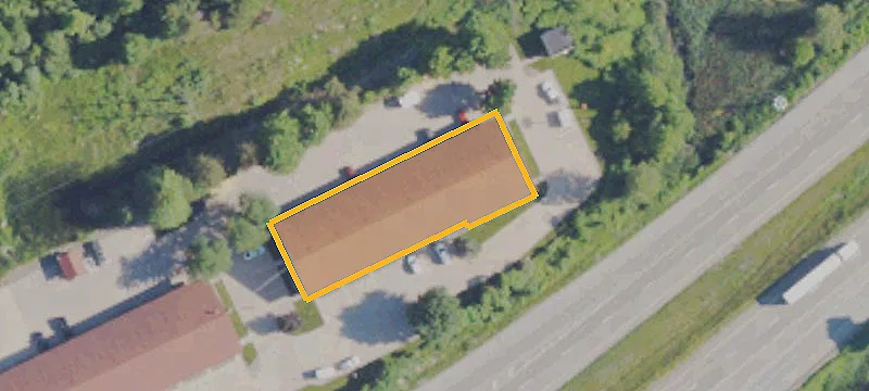 7865 Perry Hwy