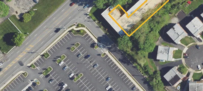 541 Lawrence Rd