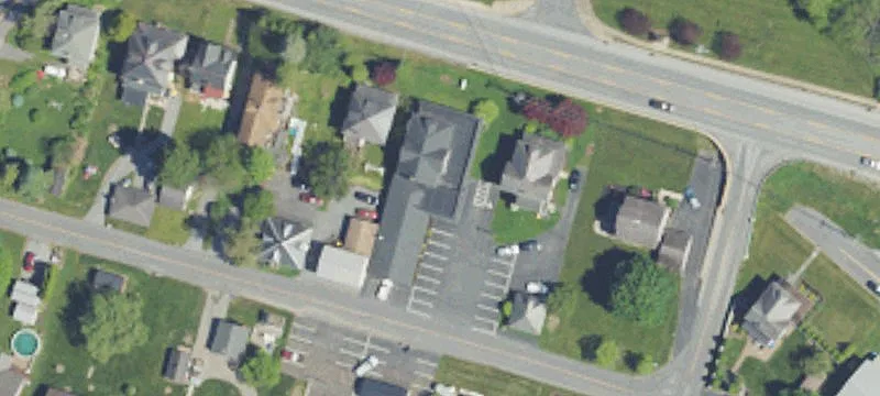 3214 Lincoln E Hwy