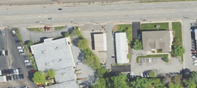 1592 Lancaster Ave