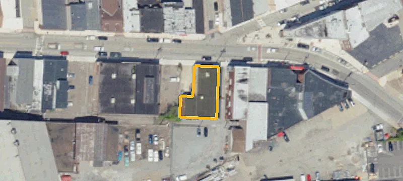 925 Main St