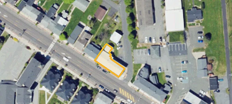 13 Main St