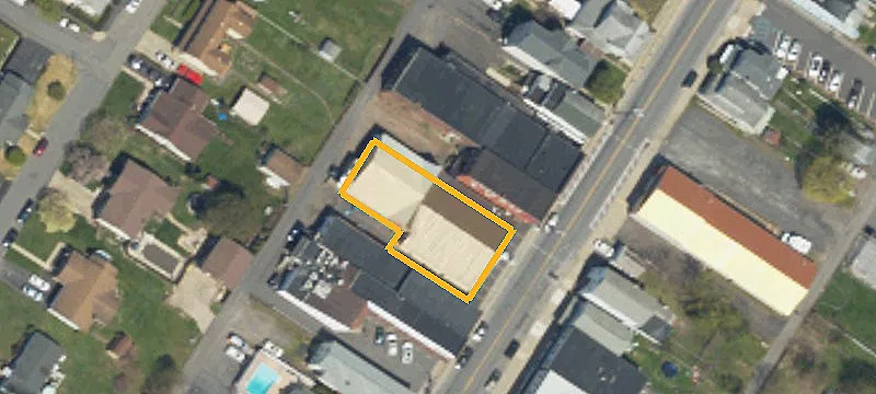 735 Main St