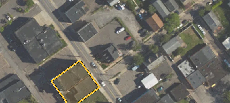 413 Main St