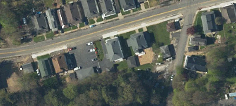 211 Main St