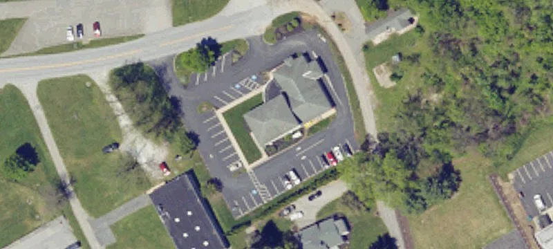 3498 Industrial Hwy