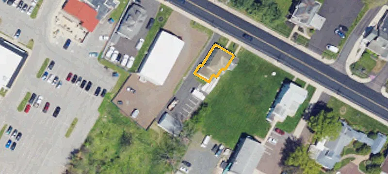 396 Main St