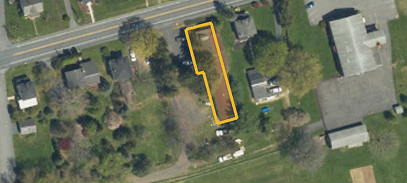 328 Lawn Rd