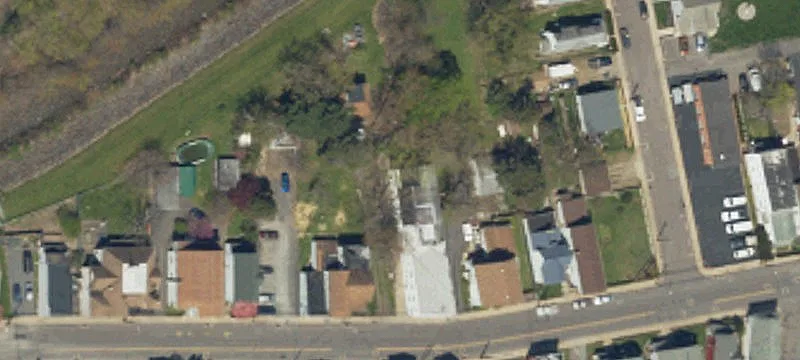 42 Main St