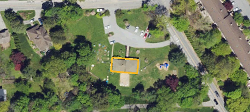 38 Circular Ave