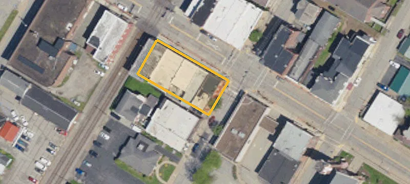 128 Main St