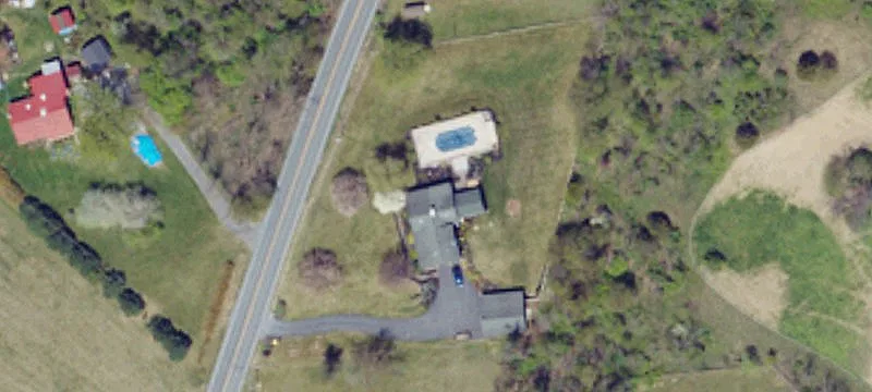 2847 Enola Rd