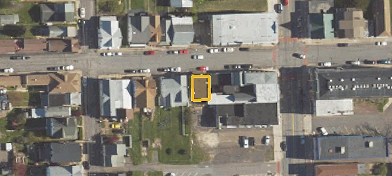 820 Main St