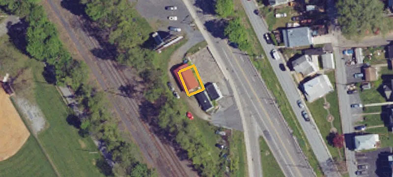 405 Enola Rd