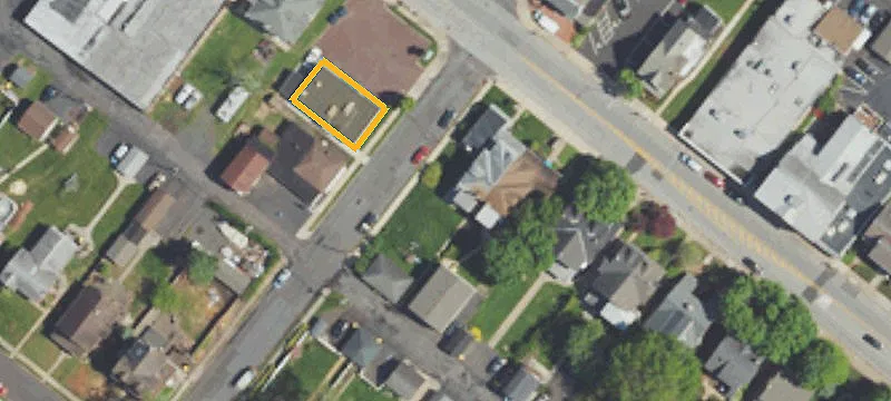 728 Main St